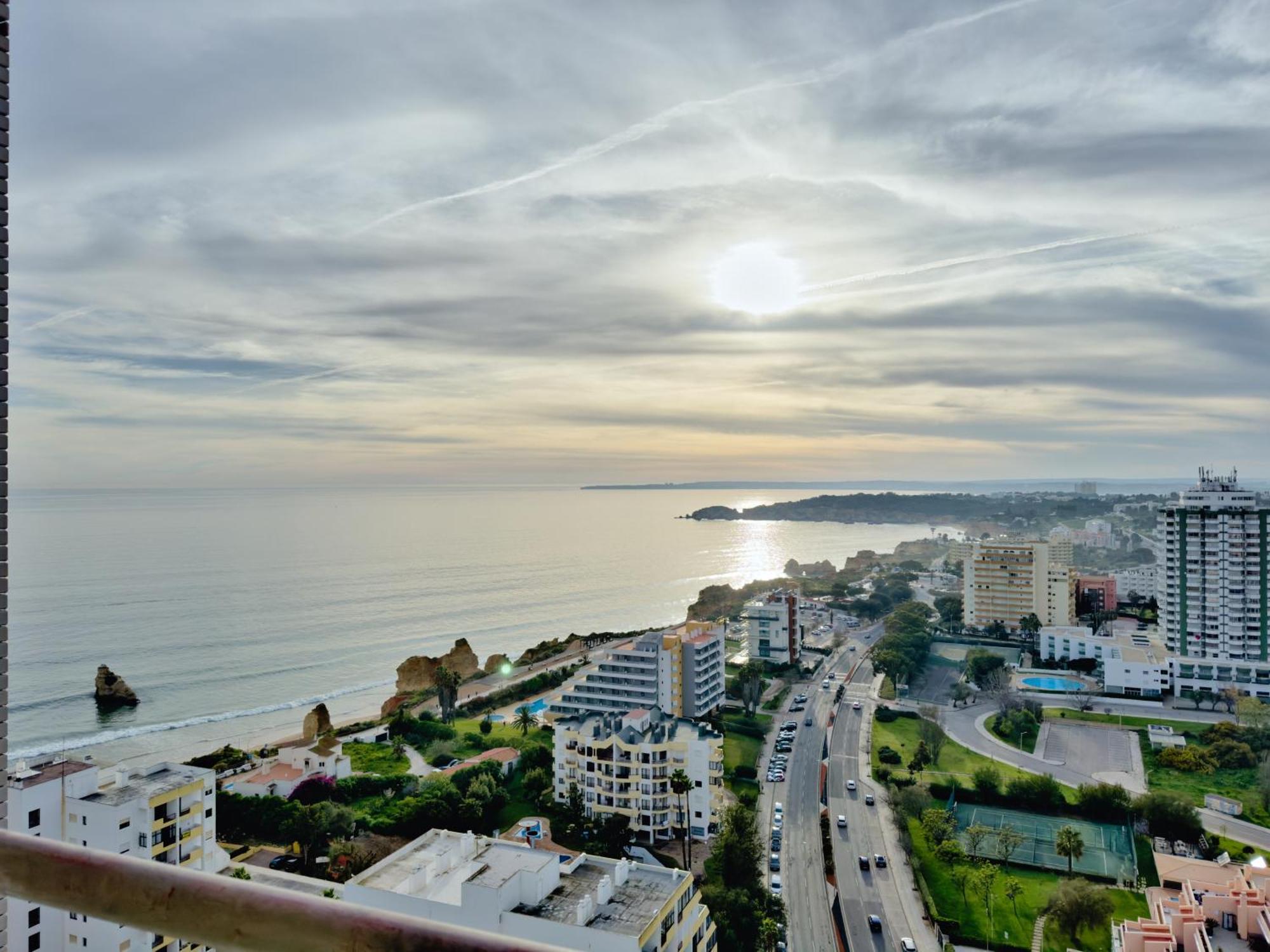 Apartamentos Turisticos Perola Da Rocha Portimao Luaran gambar