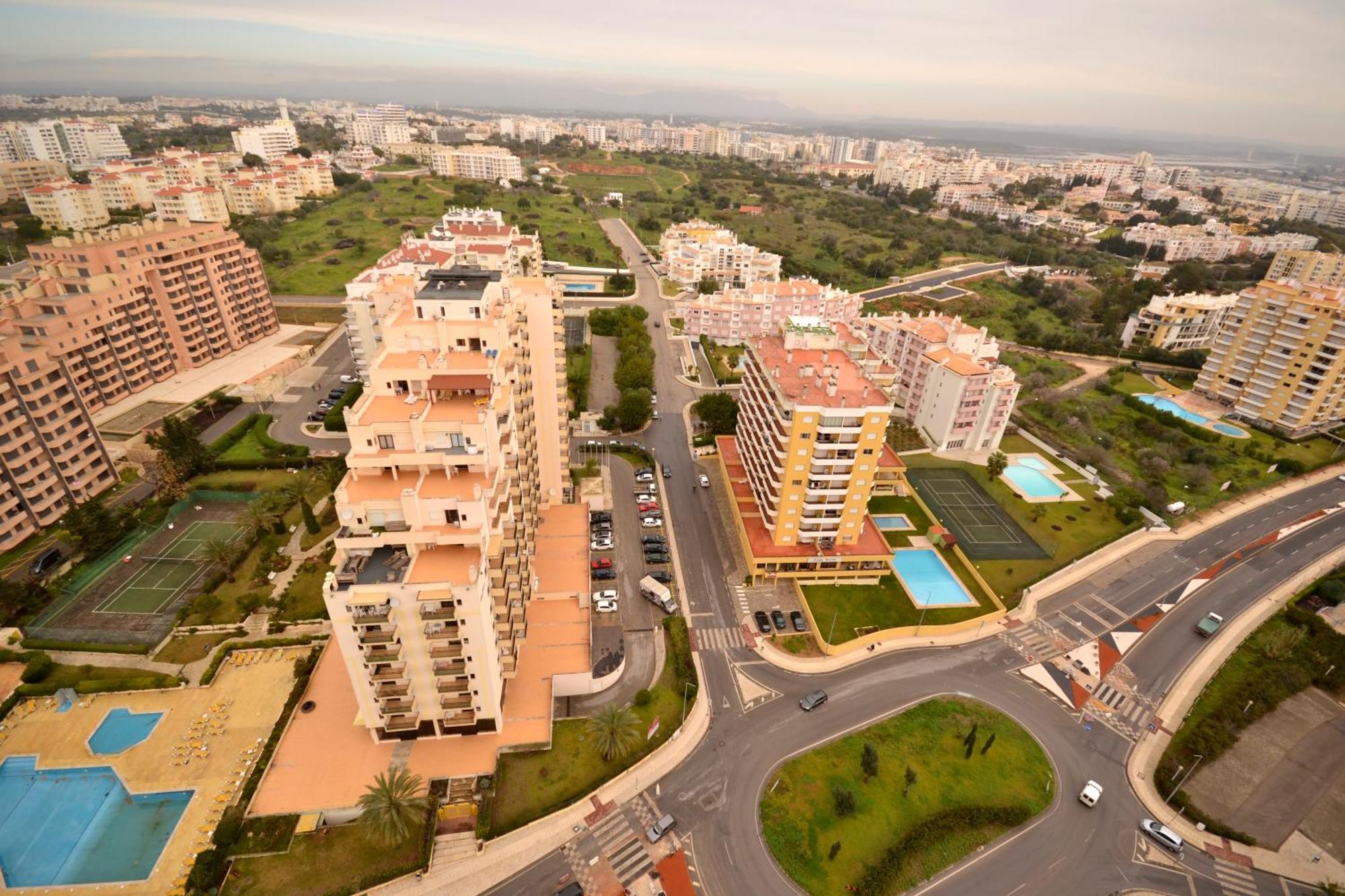 Apartamentos Turisticos Perola Da Rocha Portimao Luaran gambar