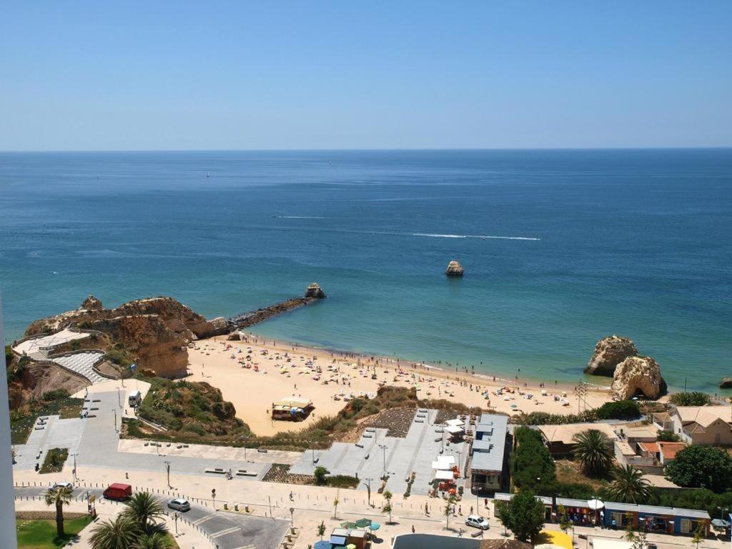 Apartamentos Turisticos Perola Da Rocha Portimao Luaran gambar