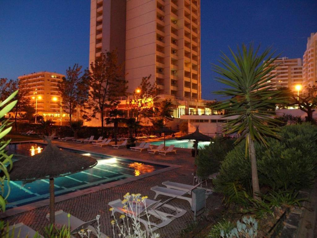Apartamentos Turisticos Perola Da Rocha Portimao Luaran gambar