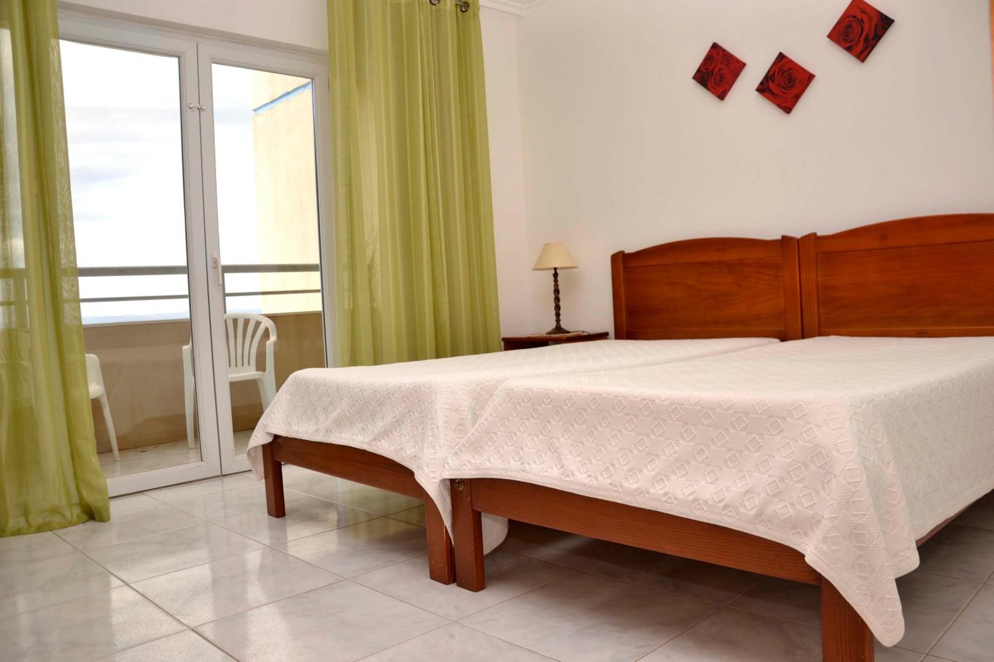 Apartamentos Turisticos Perola Da Rocha Portimao Luaran gambar
